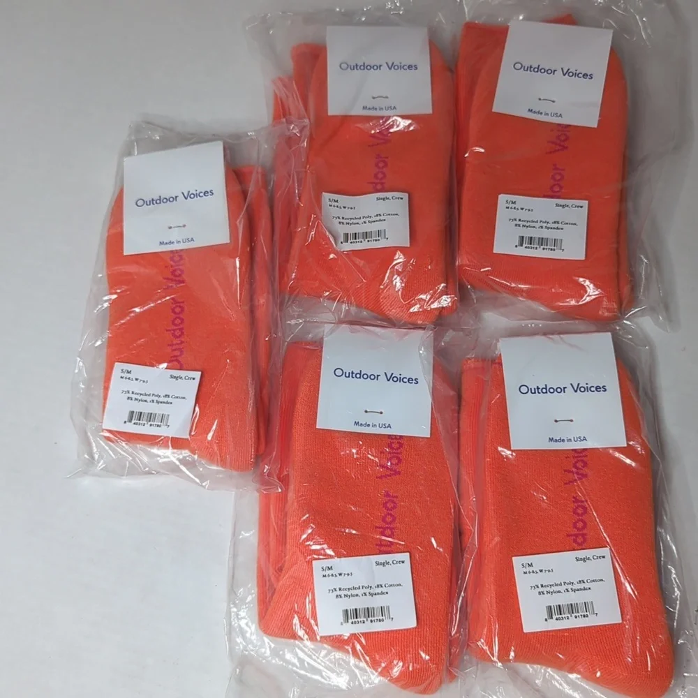 NWT outdoor voices 5 pack crew socks